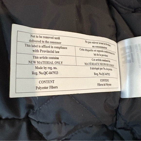 EUC Helly Hansen Women's Vibrant Red and Black Ski Jacket - Picture 9 of 14